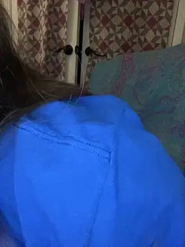 Snapshot of velvetta_ chatting on December 21, 2025, 4:14 am velvetta online show from December 21, 2025, 4:14 am