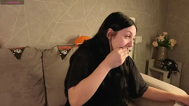 Snapshot of Kvetachka chatting on October 25, 2025, 1:16 am Kvetachka online show from October 25, 2025, 1:16 am