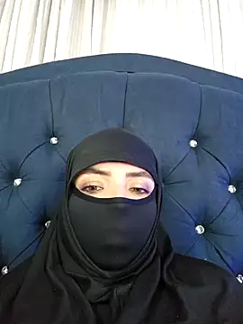 Snapshot of Uzra_hayed chatting on February 21, 2025, 2:06 am Uzra hayed online show from February 21, 2025, 2:06 am