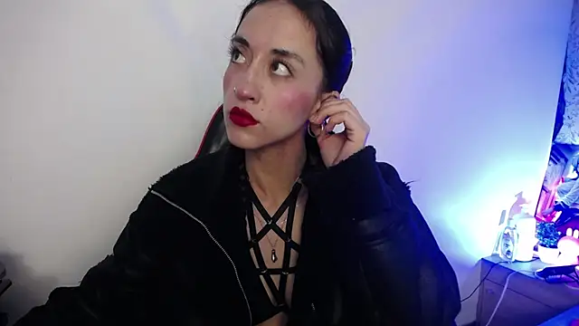 luly pink online show from February 14, 2026, 3:29 am