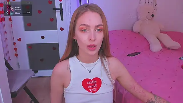 Snapshot of Kamila_icee chatting on February 23, 2025, 8:11 pm Kamila icee online show from February 23, 2025, 8:11 pm