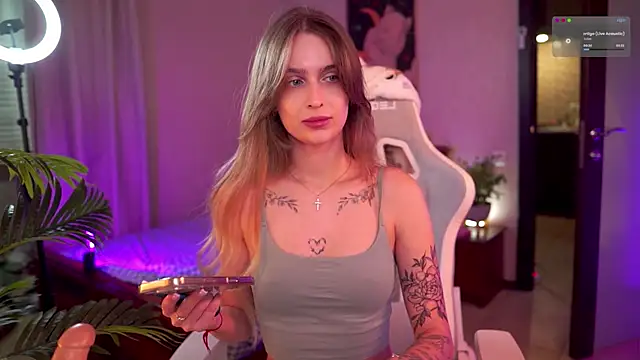 Kamila icee online show from February 22, 2026, 8:32 pm