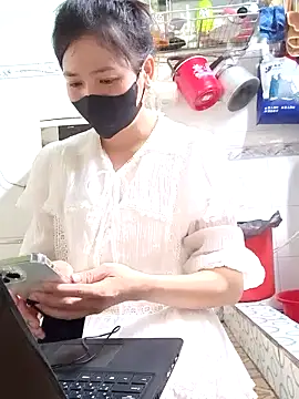 Ngocnhi2k online show from December 20, 2024, 3:25 am