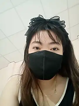 Snapshot of Love_sex25xx chatting on March 18, 2025, 9:43 pm Love sex25xx online show from March 18, 2025, 9:43 pm