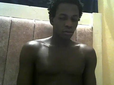 Snapshot of Bigras0011 chatting on July 14, 2026, 1:27 am Bigras0011 online show from July 14, 2026, 1:27 am