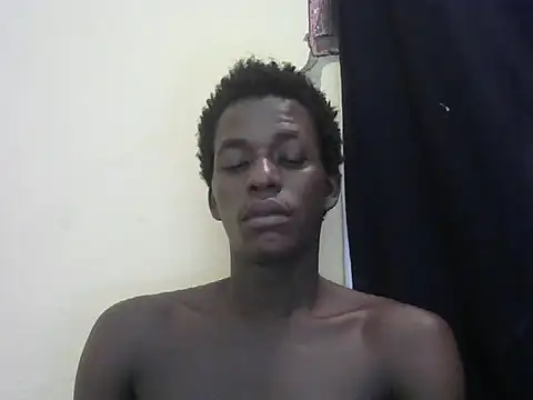 Snapshot of Bigras0011 chatting on May 31, 2026, 3:56 am Bigras0011 online show from May 31, 2026, 3:56 am