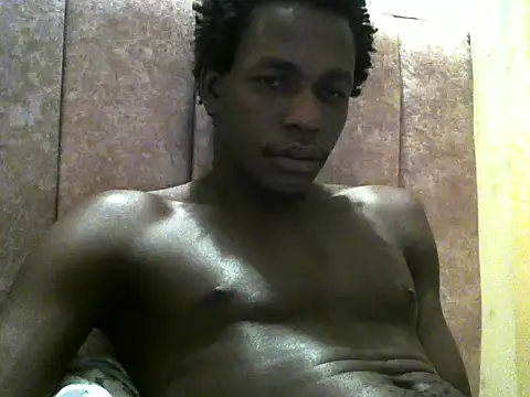 Snapshot of Bigras0011 chatting on June 21, 2026, 5:52 pm Bigras0011 online show from June 21, 2026, 5:52 pm