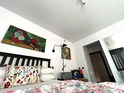 Snapshot of winter__sun chatting on October 1, 2025, 12:42 pm winter sun online show from October 1, 2025, 12:42 pm