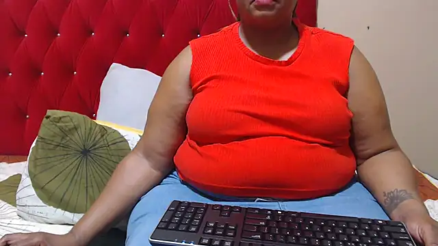 Snapshot of MIGHTYASSS chatting on November 1, 2025, 5:25 am MIGHTYASSS online show from November 1, 2025, 5:25 am