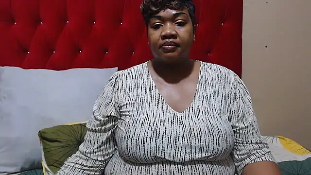 Snapshot of MIGHTYASSS chatting on September 25, 2025, 6:08 am MIGHTYASSS online show from September 25, 2025, 6:08 am