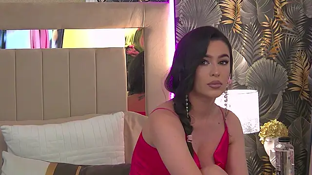 reyabaines online show from November 7, 2025, 7:29 pm