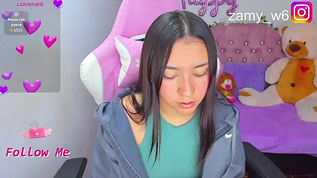 Snapshot of karla_cute01 chatting on January 8, 2026, 8:59 pm karla cute01 online show from January 8, 2026, 8:59 pm