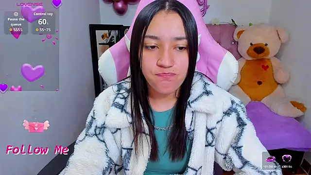 Snapshot of karla_cute01 chatting on November 15, 2025, 5:11 am karla cute01 online show from November 15, 2025, 5:11 am