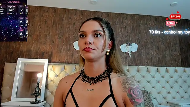 Snapshot of MeganLorensx chatting on June 27, 2026, 9:21 pm MeganLorensx online show from June 27, 2026, 9:21 pm