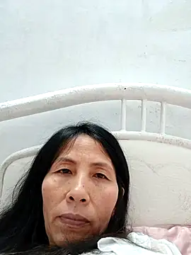 Snapshot of Hana_67 chatting on December 15, 2025, 1:06 pm Hana 67 online show from December 15, 2025, 1:06 pm