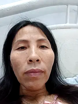 Snapshot of Hana_67 chatting on October 29, 2025, 1:37 am Hana 67 online show from October 29, 2025, 1:37 am