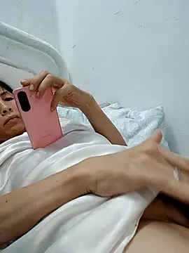 Snapshot of Hana_67 chatting on October 24, 2025, 1:15 am Hana 67 online show from October 24, 2025, 1:15 am