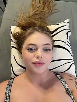 DanySteysi online show from May 22, 2026, 6:44 am