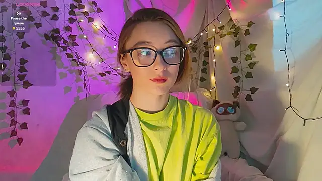 Snapshot of monlight__dana chatting on December 2, 2024, 10:24 am monlight dana online show from December 2, 2024, 10:24 am