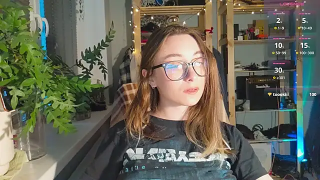 Snapshot of monlight__dana chatting on February 17, 2025, 3:33 pm monlight dana online show from February 17, 2025, 3:33 pm