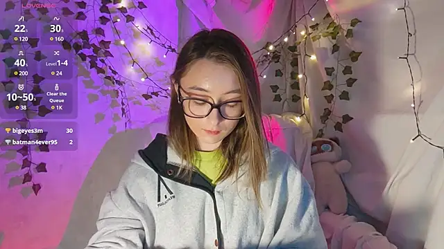 Snapshot of monlight__dana chatting on December 2, 2024, 2:25 pm monlight dana online show from December 2, 2024, 2:25 pm