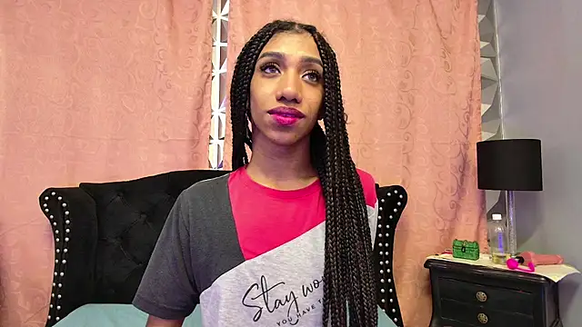 Snapshot of Jhon-Santana chatting on November 24, 2025, 12:49 pm Jhon-Santana online show from November 24, 2025, 12:49 pm