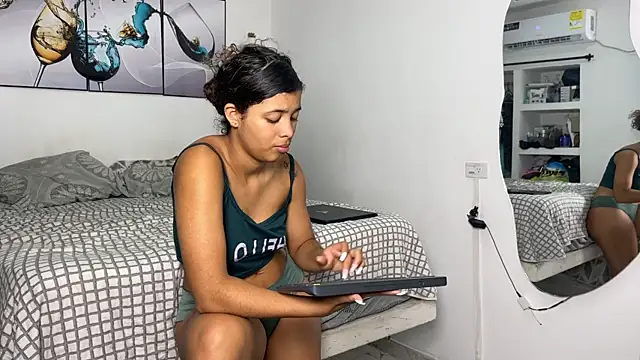 Snapshot of wendy_alejo1712 chatting on November 8, 2025, 10:24 pm wendy alejo1712 online show from November 8, 2025, 10:24 pm