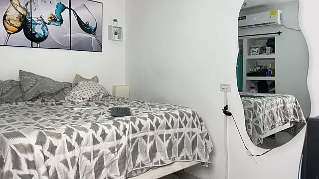 Snapshot of wendy_alejo1712 chatting on November 11, 2025, 1:44 am wendy alejo1712 online show from November 11, 2025, 1:44 am