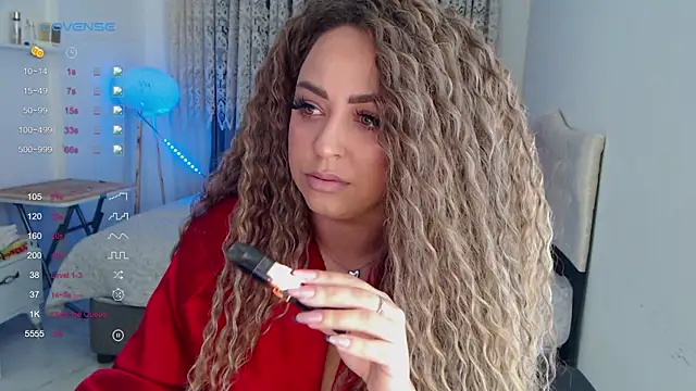 Snapshot of _Just_a_queen_3 chatting on November 29, 2025, 5:02 pm Just a queen 3 online show from November 29, 2025, 5:02 pm