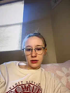 sage  marie online show from February 26, 2025, 1:32 pm