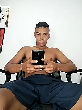 Demiansteven2 online show from September 14, 2025, 1:22 pm