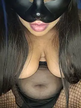 Snapshot of Mulatabigbunda chatting on July 6, 2026, 3:35 am Mulatabigbunda online show from July 6, 2026, 3:35 am