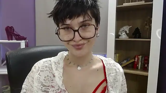 sarah perfect online show from March 26, 2026, 7:39 am