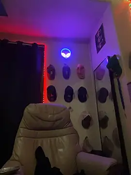 Snapshot of GersonGil1 chatting on February 5, 2026, 3:57 am GersonGil1 online show from February 5, 2026, 3:57 am