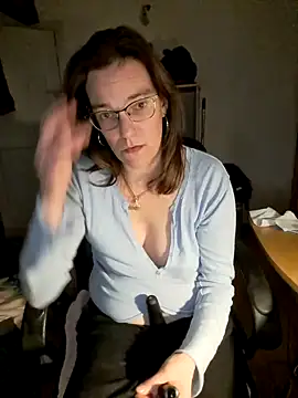 Snapshot of SpiceLea chatting on January 25, 2025, 5:40 pm SpiceLea online show from January 25, 2025, 5:40 pm