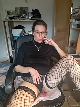 Snapshot of SpiceLea chatting on January 28, 2025, 3:35 pm SpiceLea online show from January 28, 2025, 3:35 pm