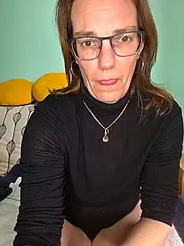 SpiceLea online show from February 17, 2026, 1:30 pm