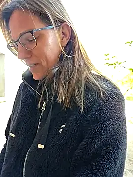 SpiceLea online show from March 27, 2026, 8:48 am