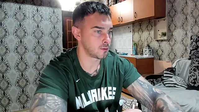 Jonmusclemaster online show from December 4, 2025, 8:52 pm