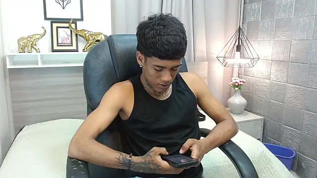 Snapshot of Alan_Cute18 chatting on February 14, 2026, 4:34 am Alan Cute18 online show from February 14, 2026, 4:34 am