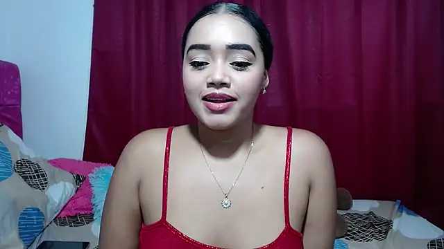 Snapshot of kiara_milf_ chatting on April 4, 2026, 7:31 pm kiara milf online show from April 4, 2026, 7:31 pm