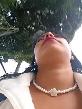  andrea30 online show from April 17, 2026, 11:57 am