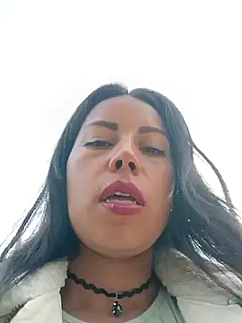  andrea30 online show from December 16, 2025, 11:58 am