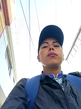 Snapshot of _andrea30 chatting on November 26, 2025, 11:54 am andrea30 online show from November 26, 2025, 11:54 am