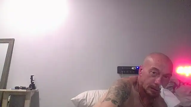 Snapshot of deepinnnnn chatting on November 17, 2025, 4:38 am deepinnnnn online show from November 17, 2025, 4:38 am