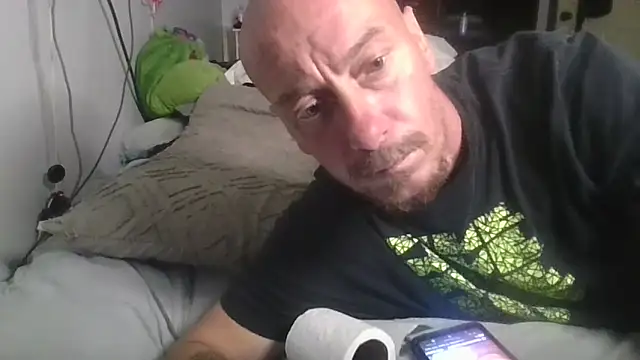 Snapshot of deepinnnnn chatting on November 12, 2025, 8:01 pm deepinnnnn online show from November 12, 2025, 8:01 pm