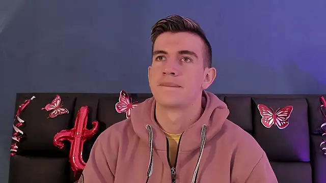 MikaelSlow online show from February 17, 2026, 1:47 am