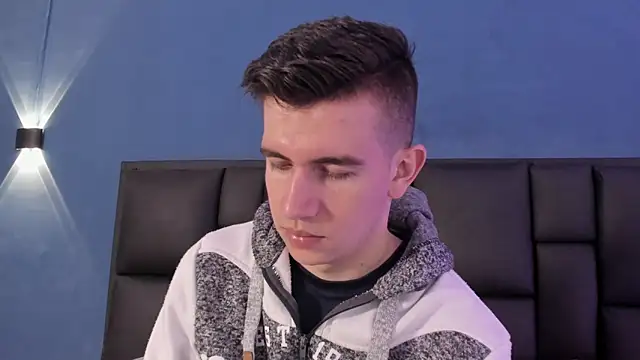 Snapshot of MikaelSlow chatting on November 8, 2025, 5:00 am MikaelSlow online show from November 8, 2025, 5:00 am