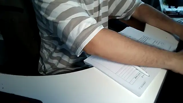 Snapshot of big-pig chatting on June 23, 2026, 8:12 am big-pig online show from June 23, 2026, 8:12 am