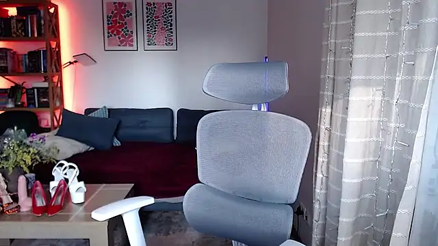 kenzie x online show from March 7, 2026, 7:37 am